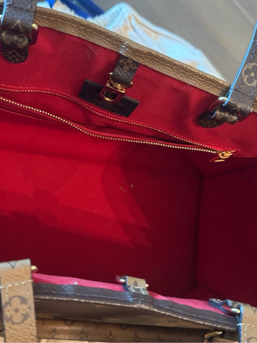 Authentic!! Louis Vuitton Monogram On The Go- large receipt attached - Picture 2 of 3